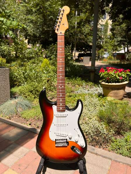 Fender Stratocaster MIM 2008 в Ростове-на-Дону фото 9