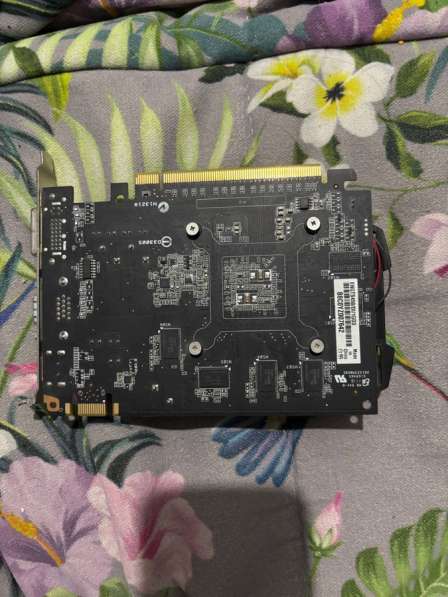 Видеокарта gtx 450 1gb в Рязани фото 4