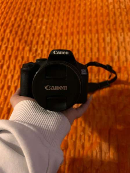 Canon 200d
