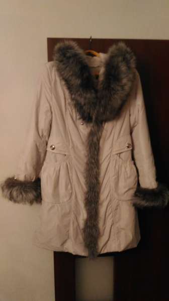 Женское пальто зимне-осеннее