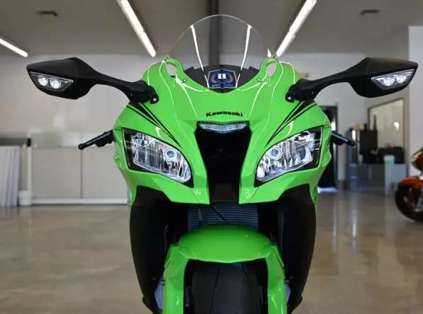 2019 Kawasaki Ninja ZX-10RR в Москве фото 4