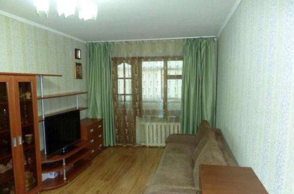 Продам двухкомнатную квартиру в Краснодар.Жилая площадь 43 кв.м.Этаж 3.Дом кирпичный.