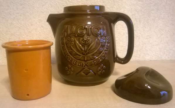Чайник-заварник для трав (керамика, объём 1,2 л) в 