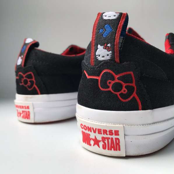 Кеды converse x hello kitty