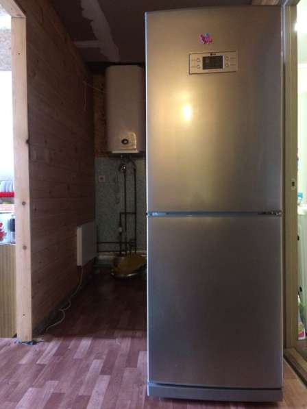 Продам холодильник в Кемерове
