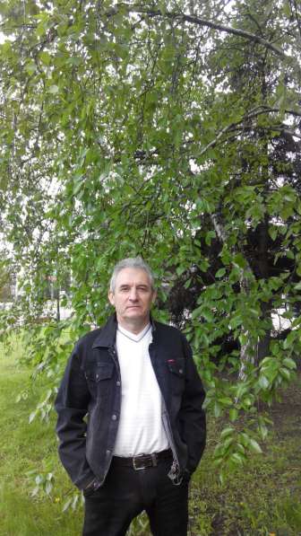 Анатолий, 59 лет, хочет пообщаться