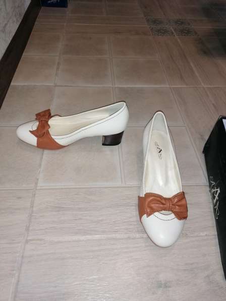 Продам Туфли женские 37 размер