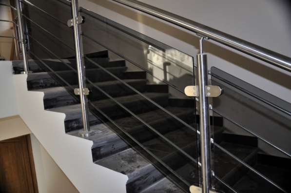 Перила из нержавеющей стали в фото 35