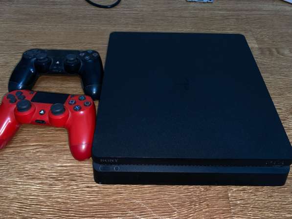 Игровая консоль PlayStation 4 в Москве фото 4