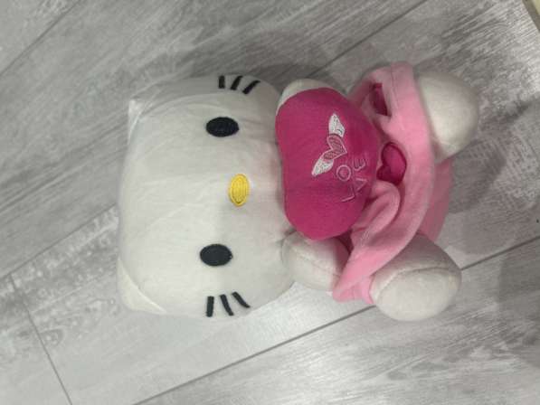 Мягкая игрушка hello kitty