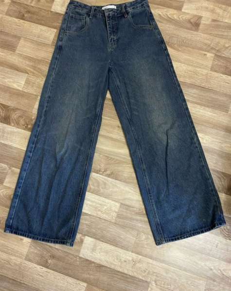 Джинсы широкие женские