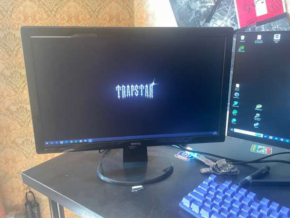 Монитор BenQ 2250-T