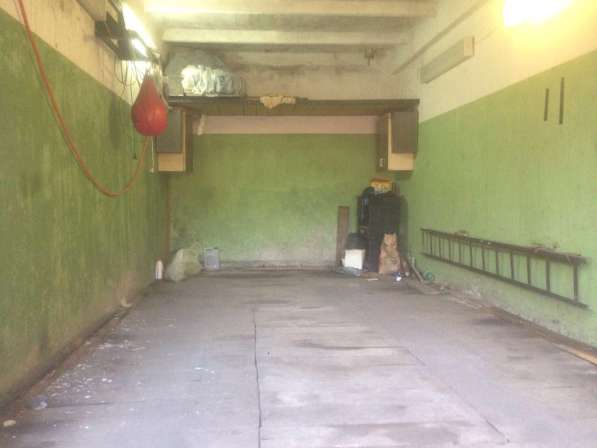 Продаю кирпичный гараж в Москве фото 3