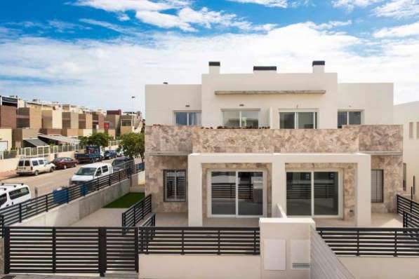 Недвижимость в Испании,Новый дом от застройщика в Торревьеха в фото 9