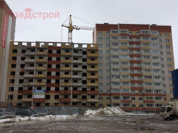 Продам однокомнатную квартиру в г.Вологда.Жилая площадь 39 кв.м.Дом кирпичный.Есть Балкон.