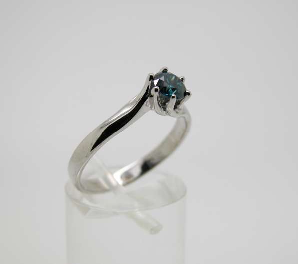 Золотое кольцо с синим бриллиантом 0.52 карата. в Москве фото 5