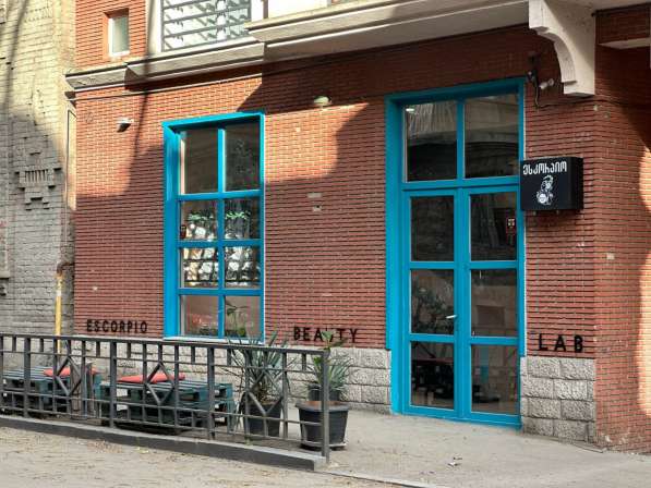 Продаю коммерческое помещение в Тбилиси ул. Джавахишвили