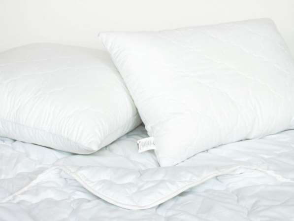 Уникальные подушки Карбон белые в Рязани
