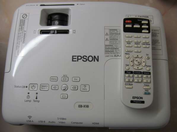 Проектор Epson EB-X18 практически новый