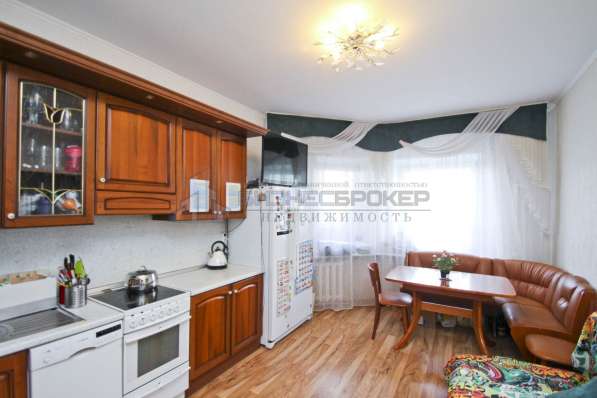 Продам трехкомнатную квартиру на Майской, 22 в Сургуте фото 18
