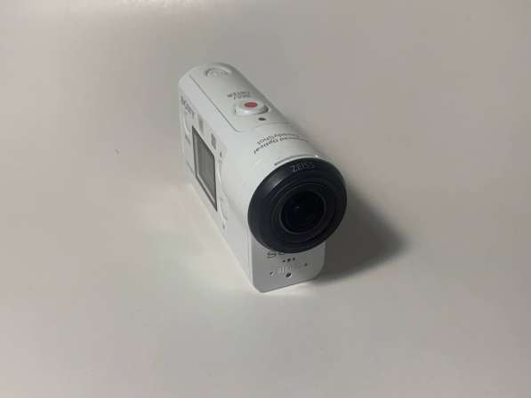 Продаю экшен камеру Sony action camera FDR-X3000