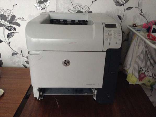 Продаётся принтер HP быстрая печать, картридж в нагрузку в Екатеринбурге