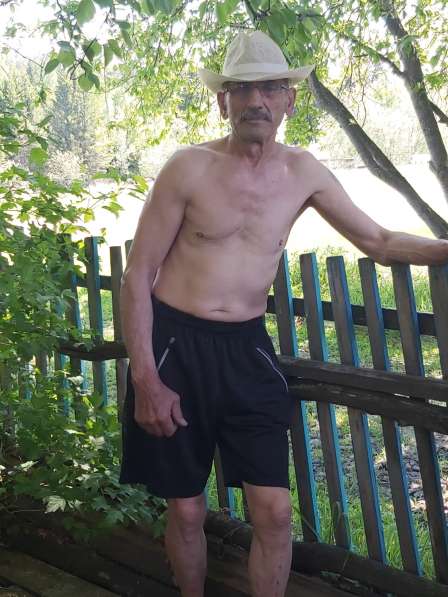 Иван, 64 года, хочет пообщаться