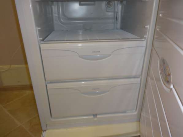 Продам холодильник в Костроме