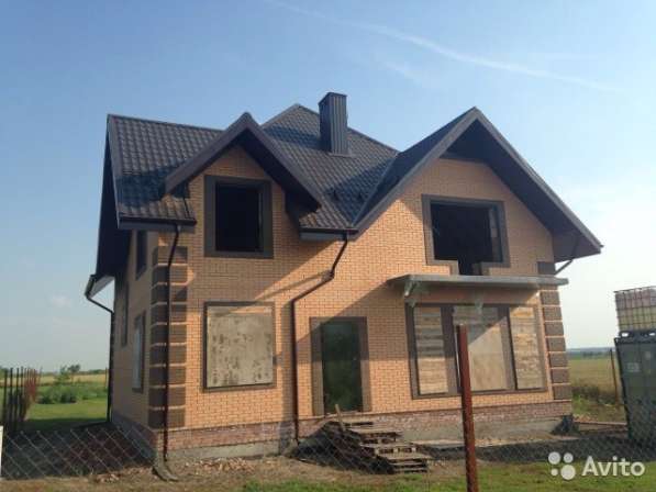 Продается 2-х этажный дом в селе Кулешовка от собственника