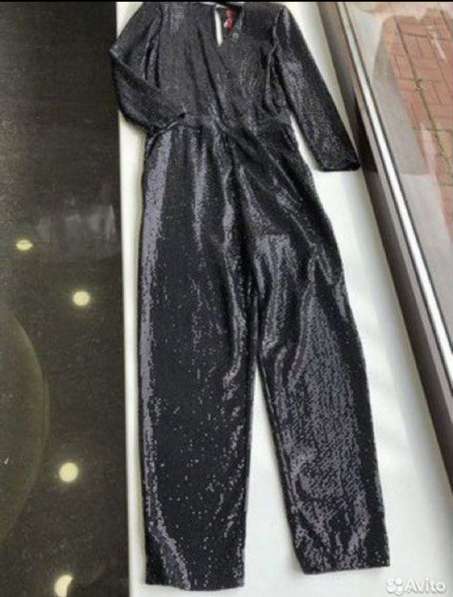 Комбинезон праздничный в Москве