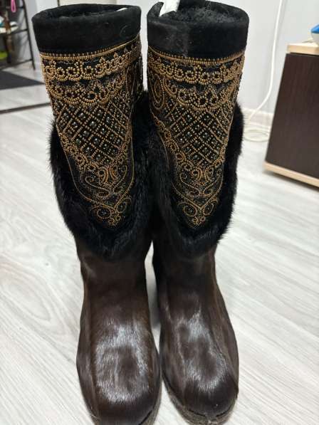 Женские унты