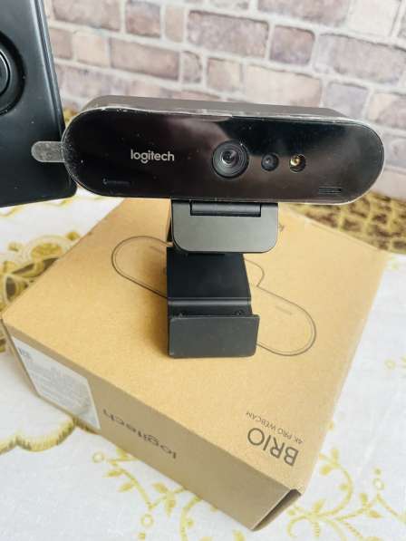 Веб-камера Logitech Brio 4K в фото 3