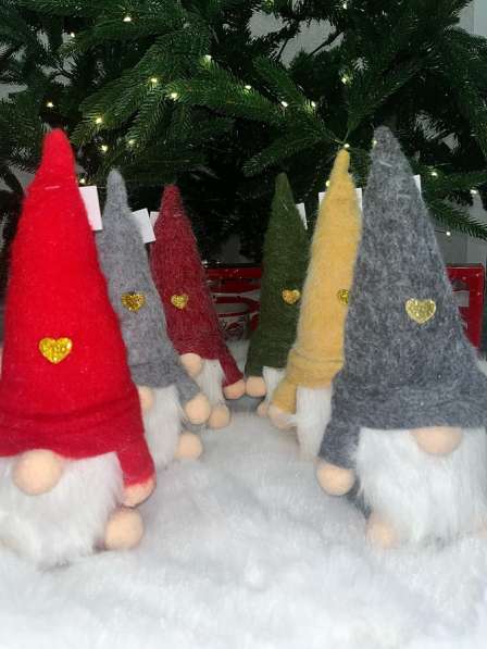 Новогодний гном