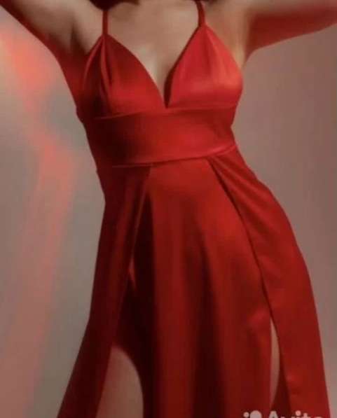 Платье вечернее шикарное