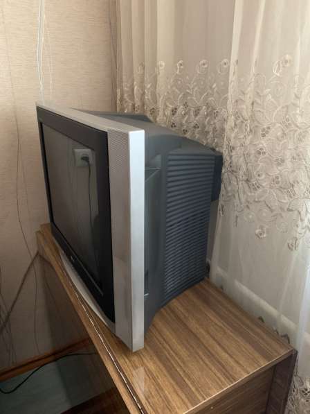 Телевизор LG в 