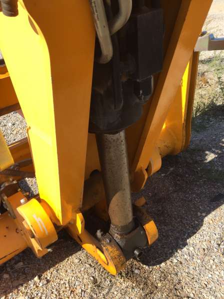 JCB 540-170 в фото 37