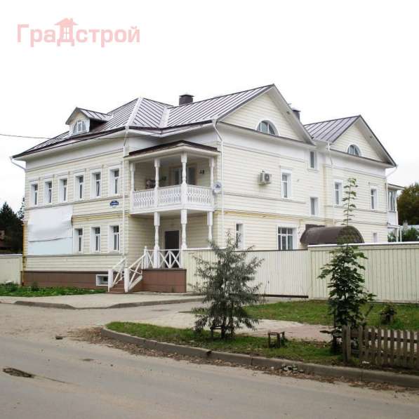 Продам двухкомнатную квартиру в Вологда.Жилая площадь 95 кв.м.Этаж 3.Дом кирпичный.