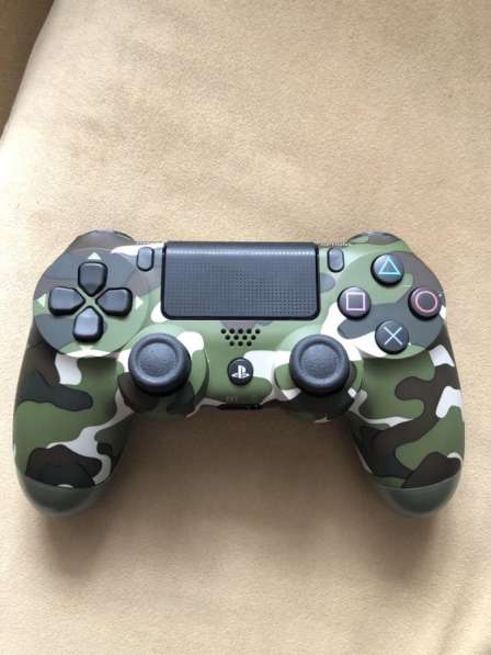 Геймпад PlayStation Dualshock 4 (камуфляж)