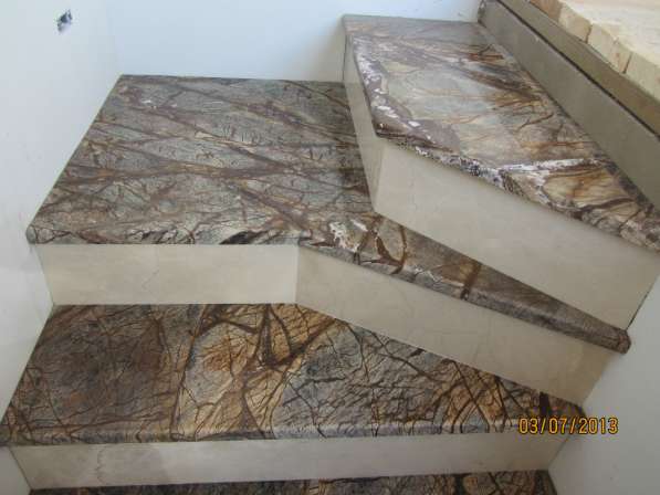 Лестницы из натурального камня мрамора и гранита в Красногорске фото 8
