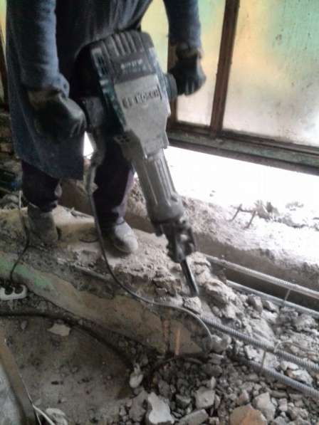 Демонтаж отбойным молотком в Новороссийске фото 5
