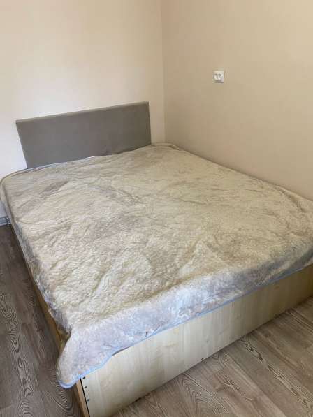 Двухспальняя кровать в Анапе
