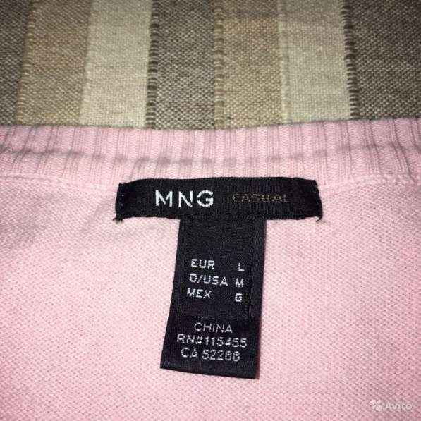 Розовый пуловер mango в Обнинске