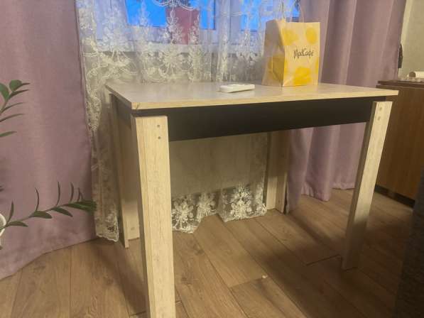 Кухонный стол в Батайске