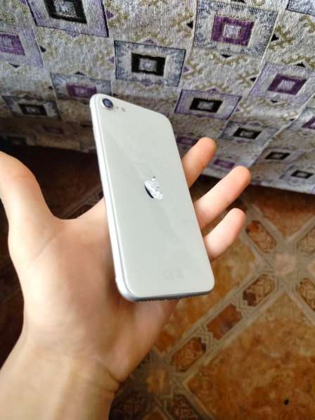IPhone SE (2020) в Таганроге фото 9