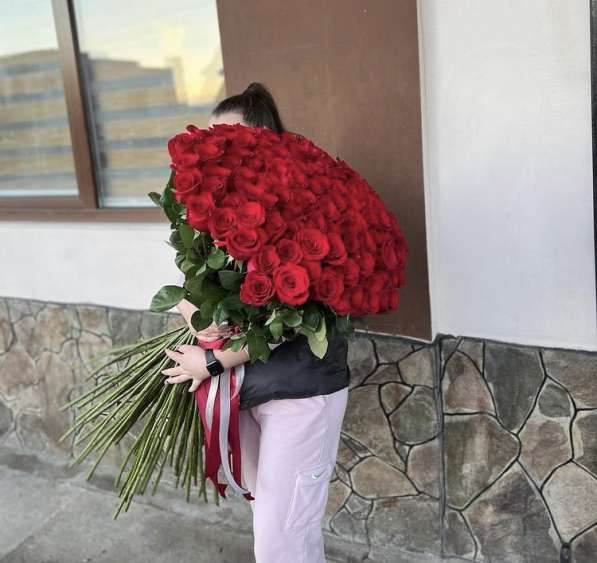 Розы цветы букет с доставкой в Москве фото 4