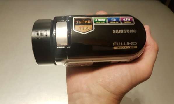 Видеокамера Samsung HMX-H100 - Full HD - CMOS - 4,7 Мп ! в фото 6