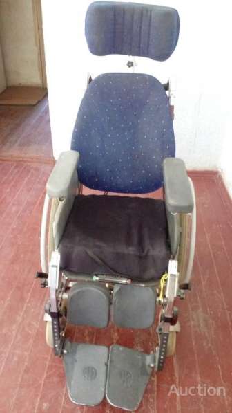 Инвалидная коляска в хорошем состоянии в фото 3