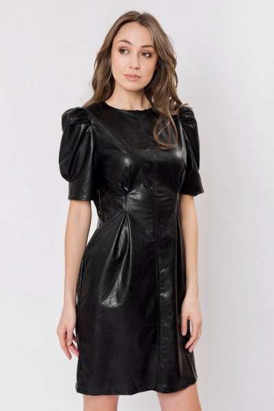 Платье кожаное