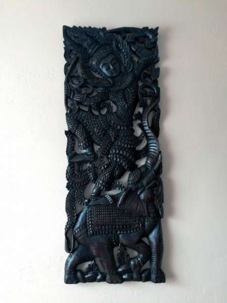 Деревянное пано из Тика в этническом стиле
