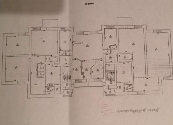 Продам трехкомнатную квартиру в Воронеже. Жилая площадь 159 кв.м. Этаж 13. Дом монолитный. в Воронеже